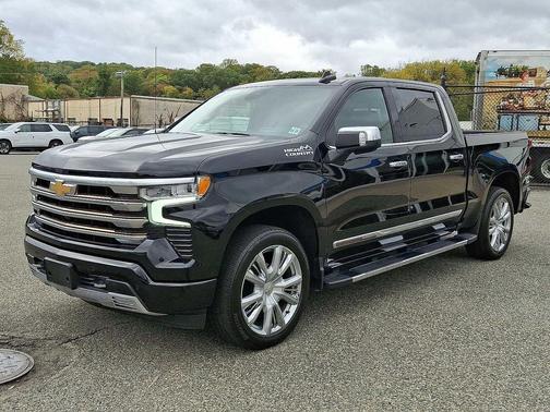 2022 Chevrolet Silverado 1500 High Country