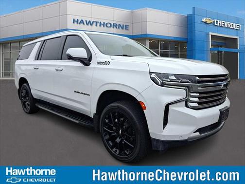 2022 Chevrolet Suburban 4WD High Country