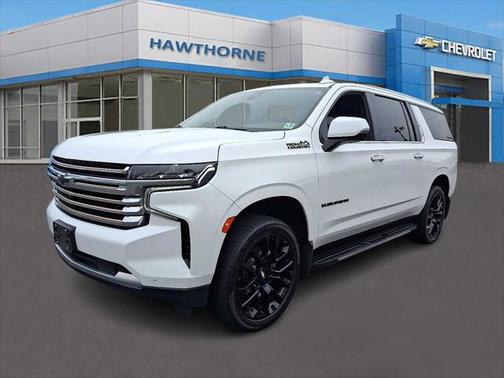 2022 Chevrolet Suburban 4WD High Country