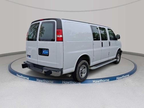 Summit White 2024 Chevrolet Express 2500 LT