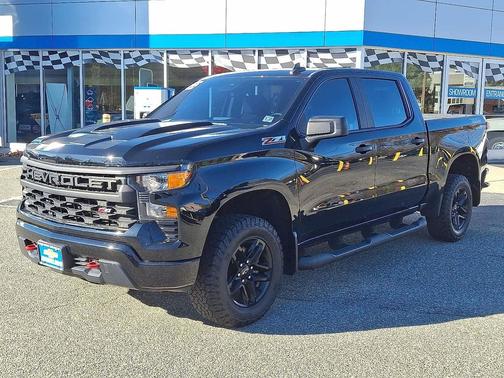 2022 Chevrolet Silverado 1500 Custom Trail Boss