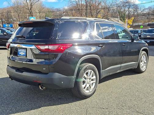 2020 Chevrolet Traverse LT Leather