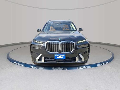 Black Sapphire Metallic 2024 BMW X7 xDrive40i