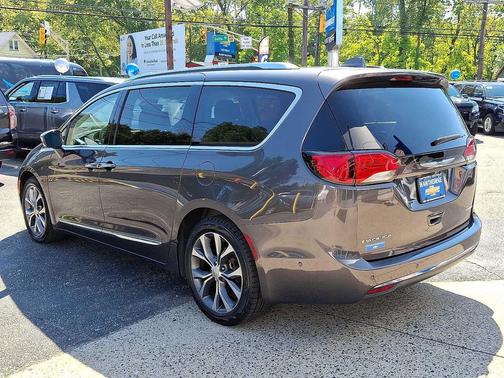 2019 Chrysler Pacifica Limited
