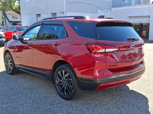 2022 Chevrolet Equinox FWD RS