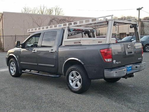 2004 Nissan Titan SE Crew Cab