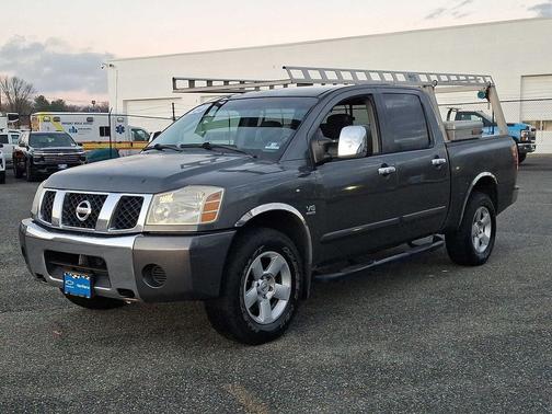 2004 Nissan Titan SE Crew Cab