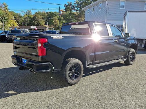 2021 Chevrolet Silverado 1500 Custom Trail Boss