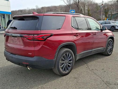 2023 Chevrolet Traverse RS