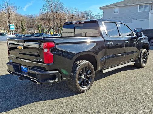 2022 Chevrolet Silverado 1500 High Country