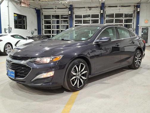 2023 Chevrolet Malibu FWD RS