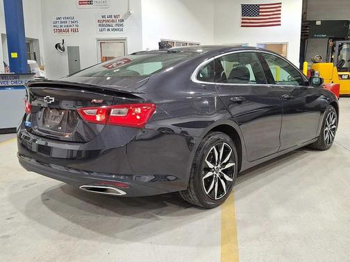 2023 Chevrolet Malibu FWD RS