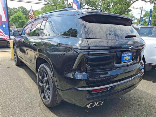 2025 Chevrolet Traverse RS