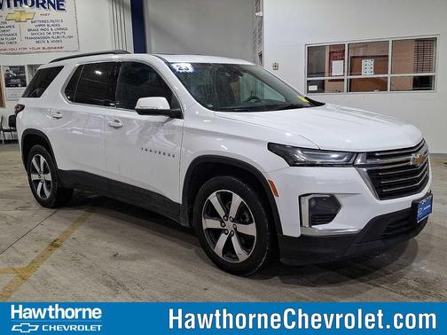 2023 Chevrolet Traverse LT Leather
