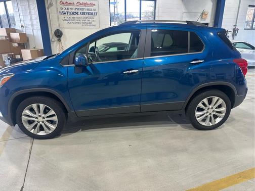 Pacific Blue Metallic 2020 Chevrolet Trax Premier