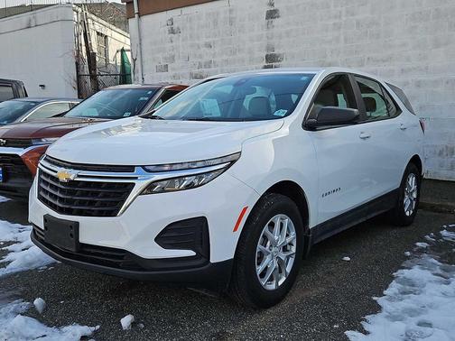 2022 Chevrolet Equinox LS