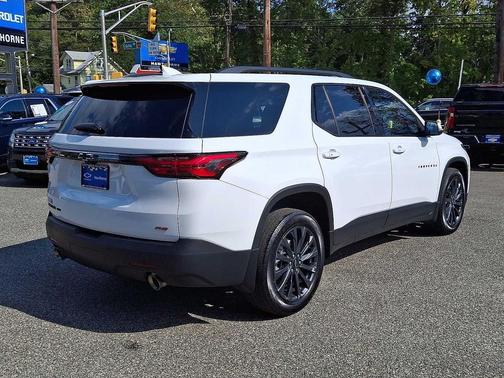 2023 Chevrolet Traverse RS