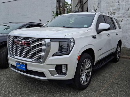 White Frost Tricoat 2022 GMC Yukon Denali