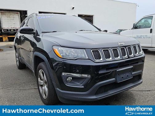 Diamond Black Crystal Pearlcoat 2020 Jeep Compass Latitude