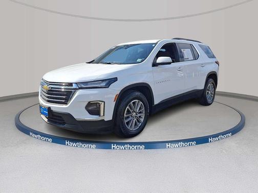 Summit White 2023 Chevrolet Traverse LT Cloth