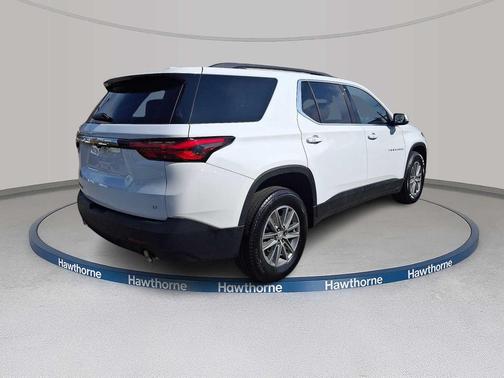 Summit White 2023 Chevrolet Traverse LT Cloth