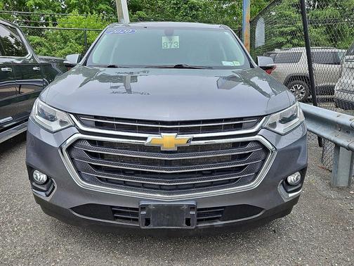 Satin Steel Metallic 2020 Chevrolet Traverse LT Leather