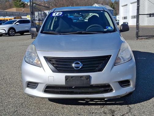 2012 Nissan Versa 1.6 S