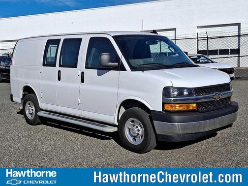 2024 Chevrolet Express 2500 RWD 2500 Regular Wheelbase WT