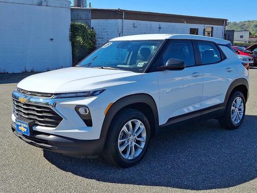 2025 Chevrolet Trailblazer LS