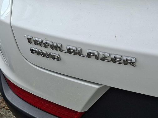 2025 Chevrolet Trailblazer LS