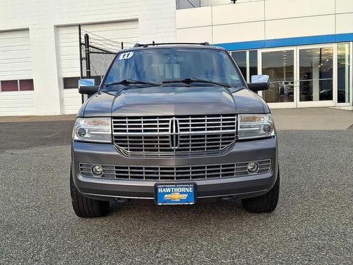 2011 Lincoln Navigator Base