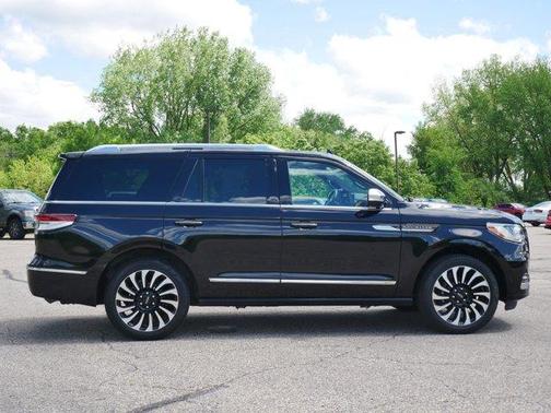 2024 Lincoln Navigator Black Label