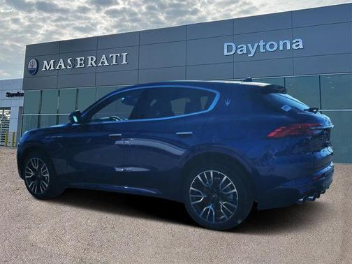 2025 Maserati Grecale Base