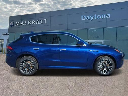 2025 Maserati Grecale Base