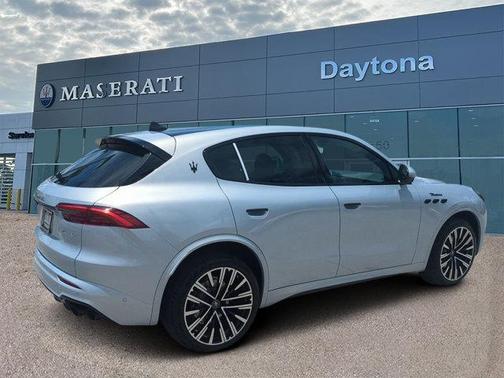 2025 Maserati Grecale Modena