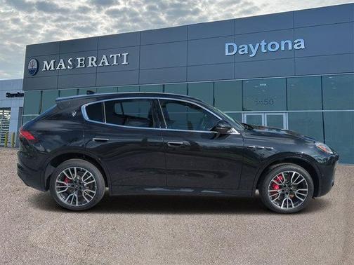 2025 Maserati Grecale Base