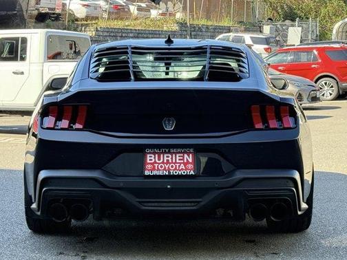 2024 Ford Mustang Dark Horse