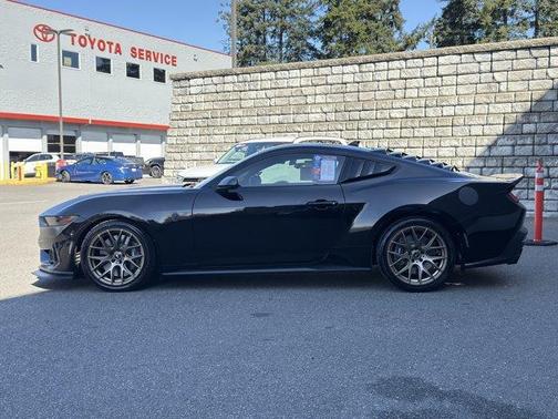 2024 Ford Mustang Dark Horse