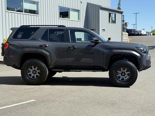 UNDERGROUND 2025 Toyota 4Runner Sport