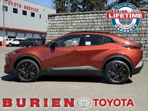 TANDOORI 2026 Toyota C-HR SE