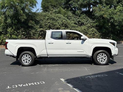 Ice 2026 Toyota Tacoma SR5