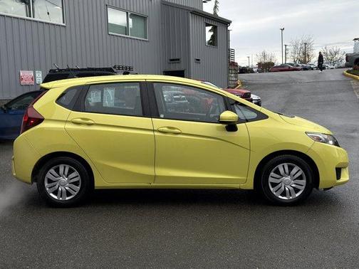 Mystic Yellow Pearl 2016 Honda Fit LX