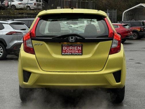 Mystic Yellow Pearl 2016 Honda Fit LX