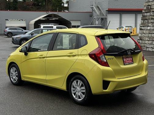 Mystic Yellow Pearl 2016 Honda Fit LX