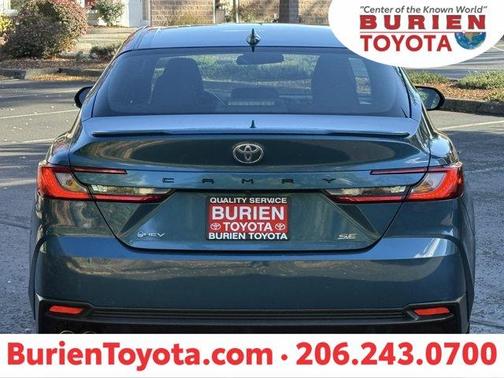 Ocean 2025 Toyota Camry SE