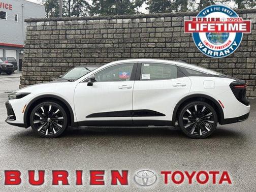 Oxygen White 2026 Toyota Crown Platinum