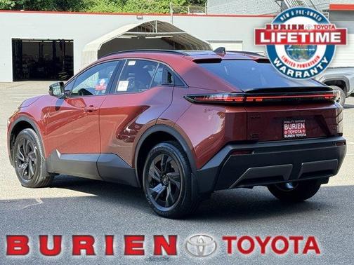 TANDOORI 2026 Toyota C-HR SE