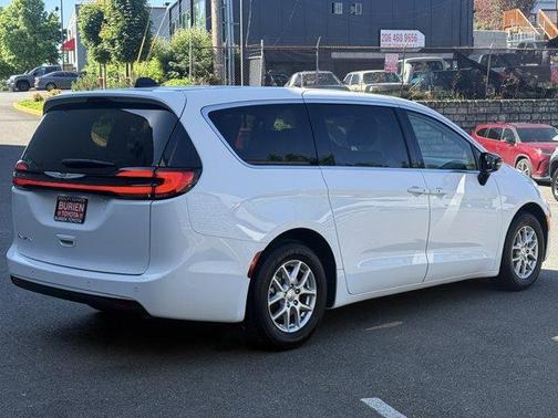 Bright White Clearcoat 2024 Chrysler Pacifica Touring-L