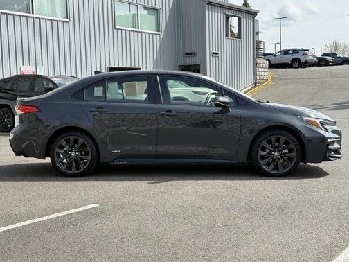 UNDERGROUND 2025 Toyota Corolla Hybrid SE