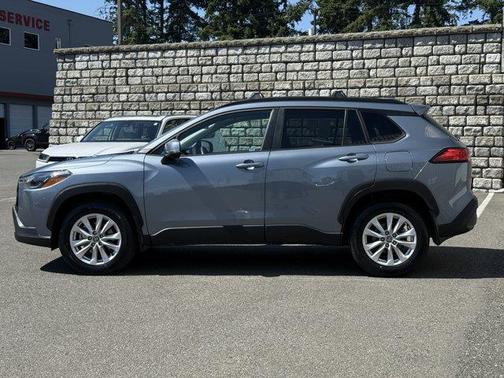 CELESTITE 2023 Toyota Corolla Cross LE
